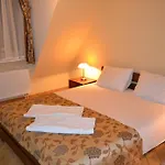 Zolota Forel Hotel Korostov