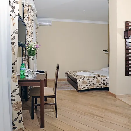 Zolota Forel * Korostov